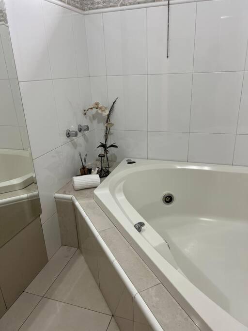 Estadia das Gerais - Casa de hóspedes adorável com Jacuzzi Ouro Preto  Esterno foto